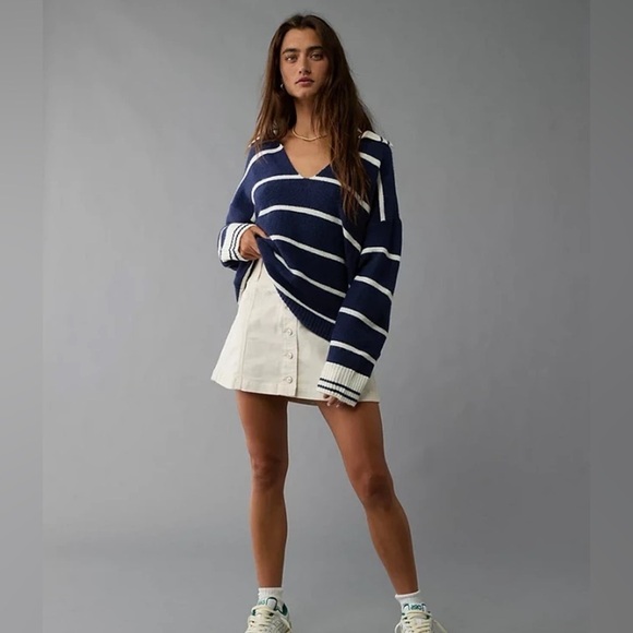 American Eagle Outfitters Sweaters - American Eagle Sweater